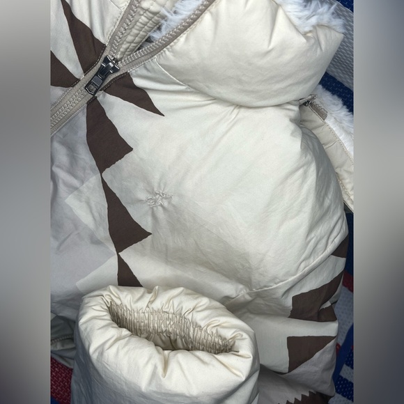 ✨🥳 NEW WITH TAG - Polo by Ralph Lauren Water-Repellent Quarter-Zip Puffer Jacket - Picture 16 of 16